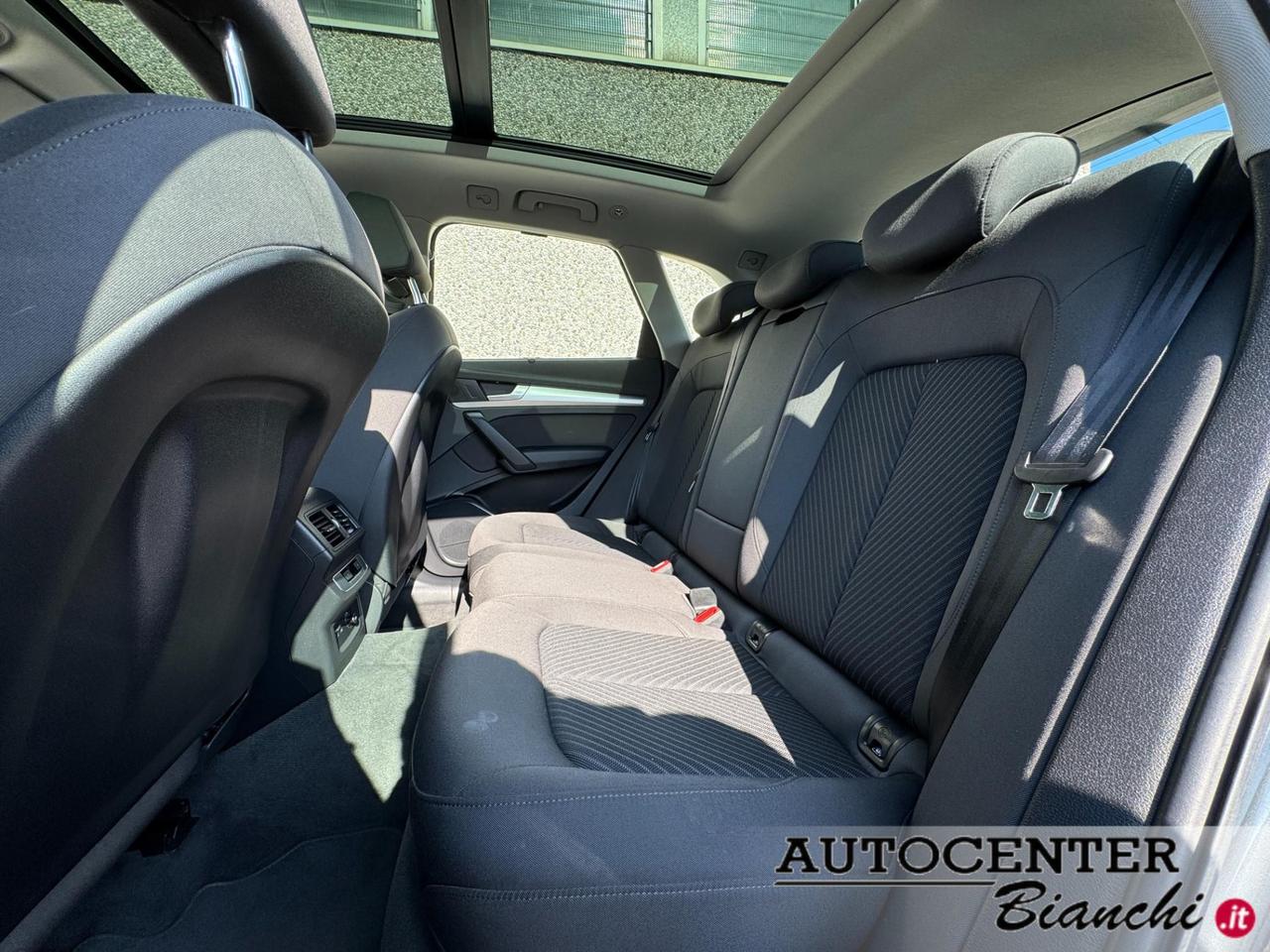 Audi Q5 40 2.0 tdi mhev 12V quattro s-tronic