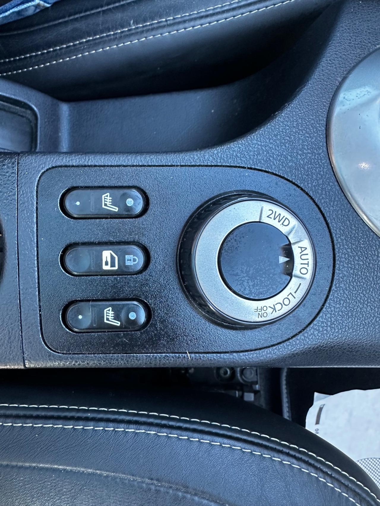 Nissan Qashqai 2.0 dCi DPF 4WD Tekna