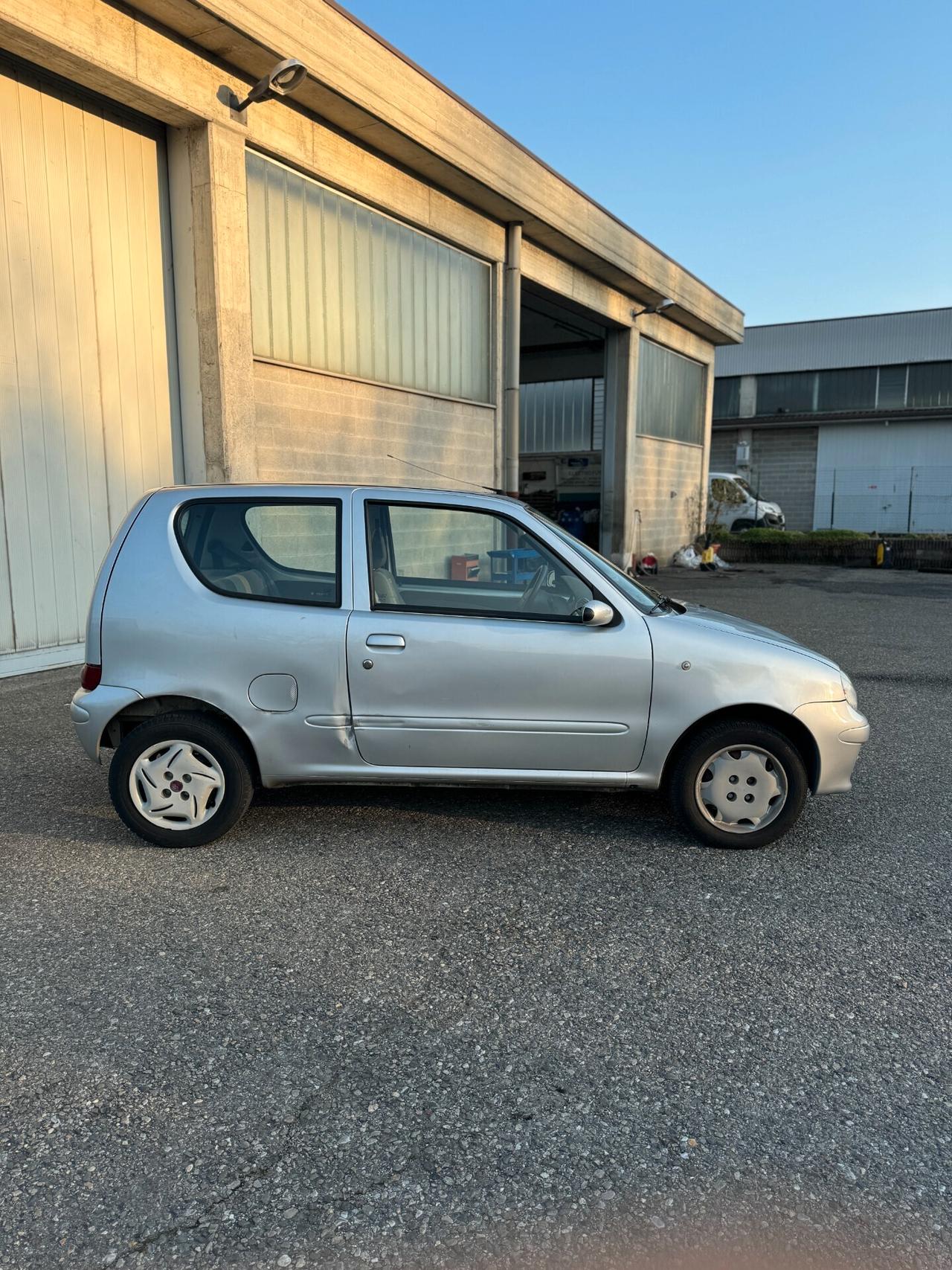 Fiat 600 1.1 40kW Benz. *61.000 km*UNICO PROPRIETARIO*