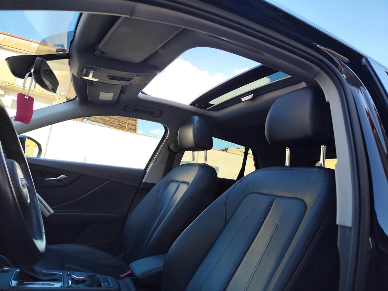 Audi Q2 1.6 TDI CV 116 S LINE PANORAMA