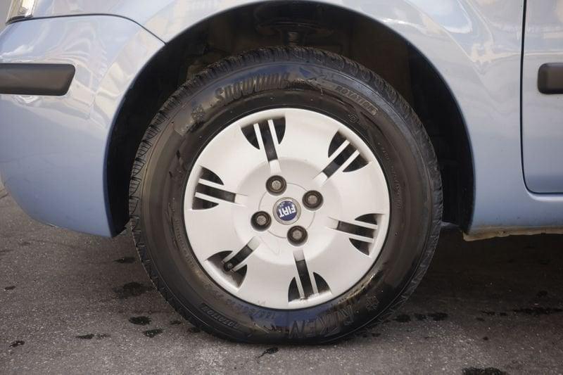 FIAT Panda FIAT Panda 1.2 Dynamic Class eco 44KW ANNO 2006