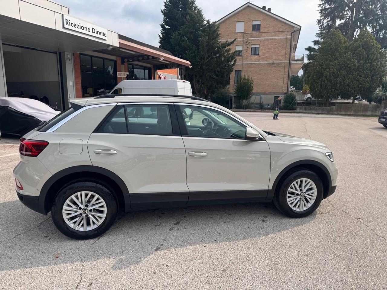Volkswagen T-Roc 1.0 TSI Life