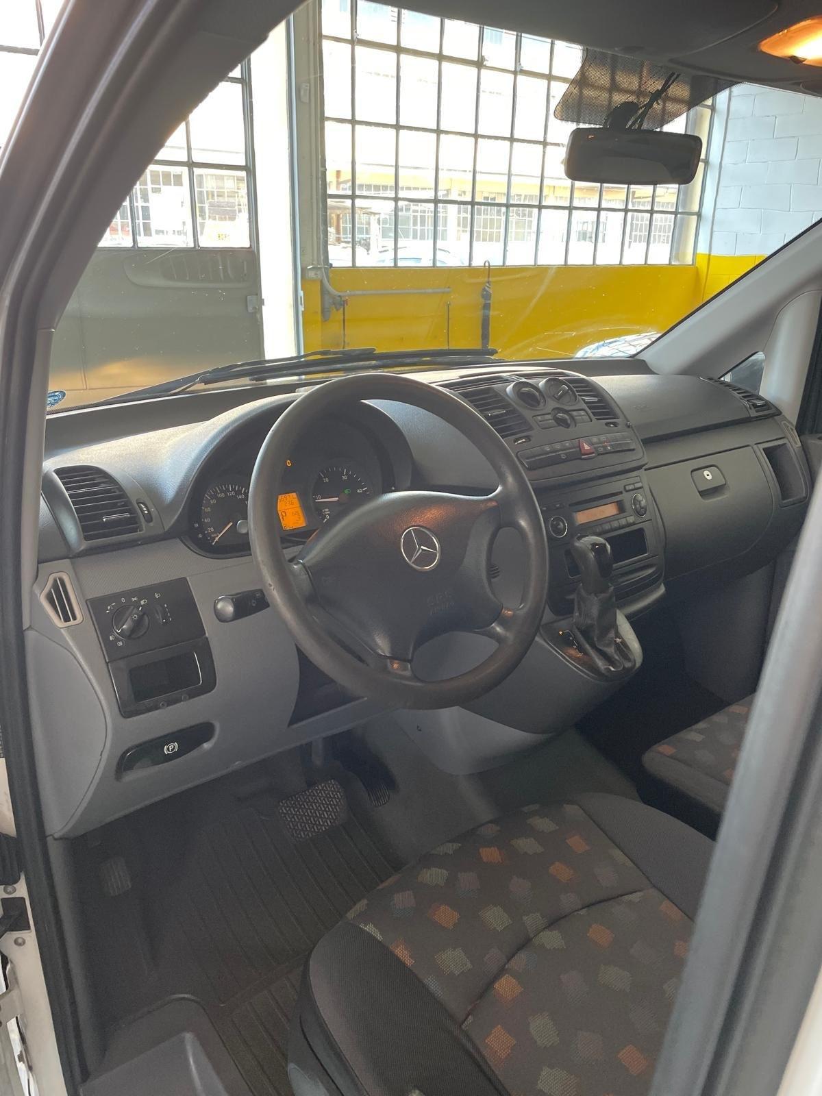 Mercedes-benz Vito 9 POSTI