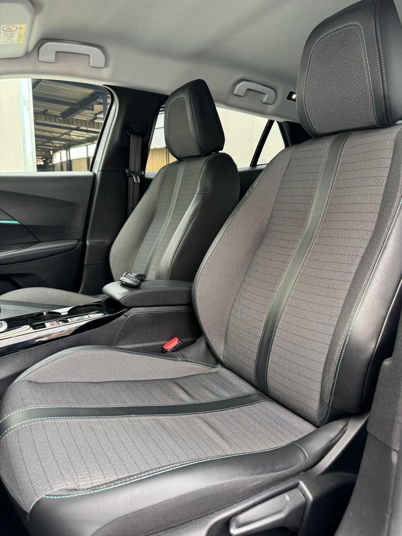 PEUGEOT 2008 BlueHDi 130cv 2021 !!! PROMO!!!