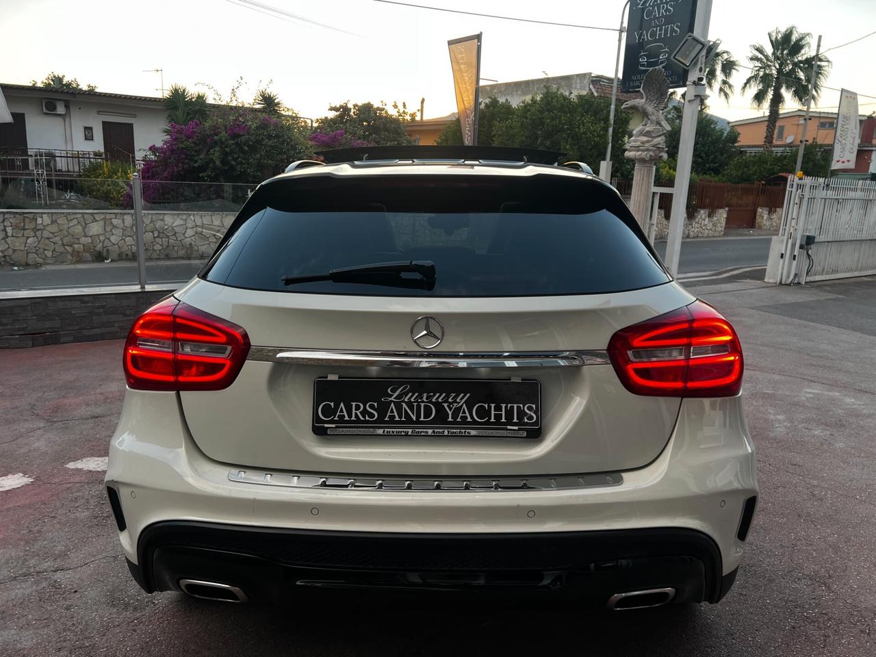 M-Benz GLA 220 CDI 4Matic Premium- AMG-TETTO- FULL