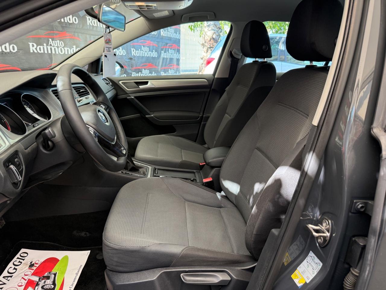 Volkswagen Golf 1.6 TDI 5p. Highline BlueMotion Technology