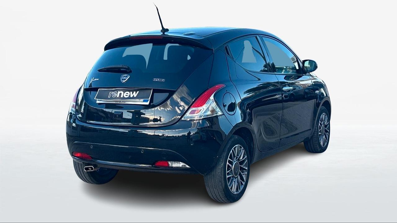 Lancia Ypsilon 1.0 FireFly 5 porte S&S Hybrid Gold Plus