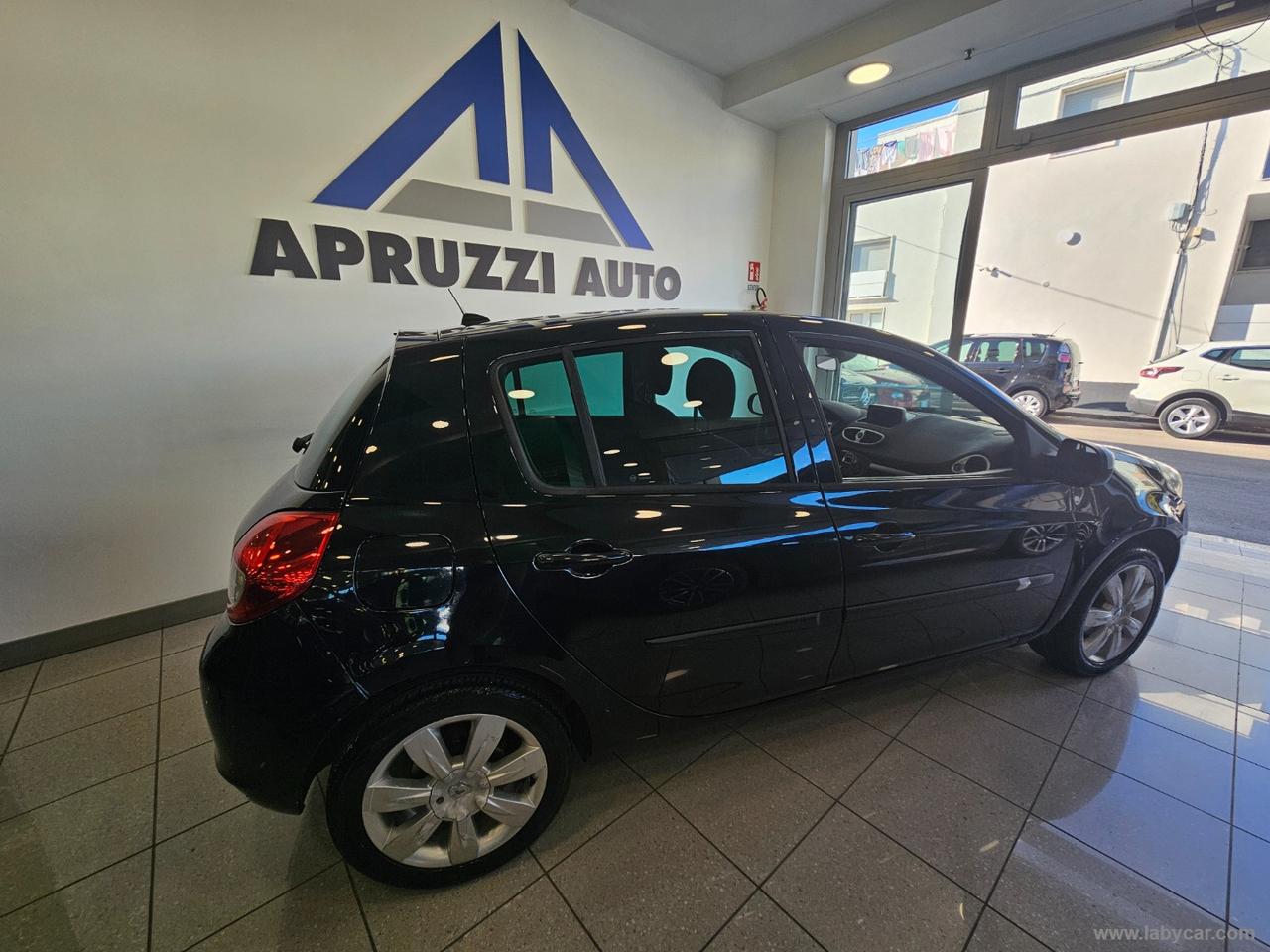RENAULT Clio 1.2 5p. Dynamique