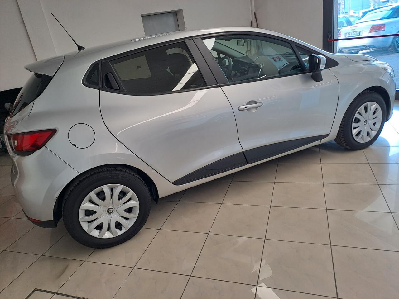 Renault Clio 1.2 75CV 5 porte Live