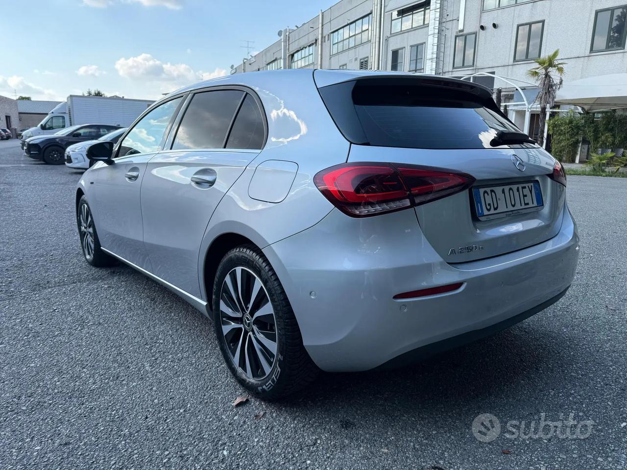 Mercedes A 250 e EQ-POWER Business Extra 7G-DCT