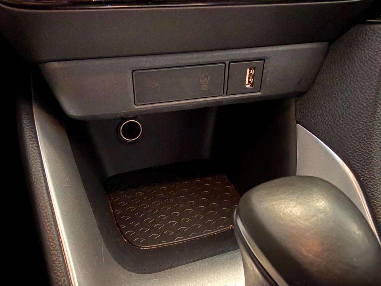 Toyota Yaris 1.5 Hybrid 5 porte Business