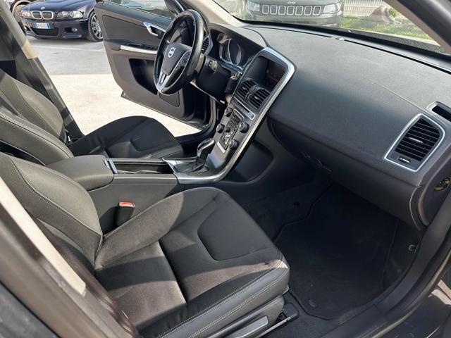 VOLVO XC60 D3 Geartronic Kinetic