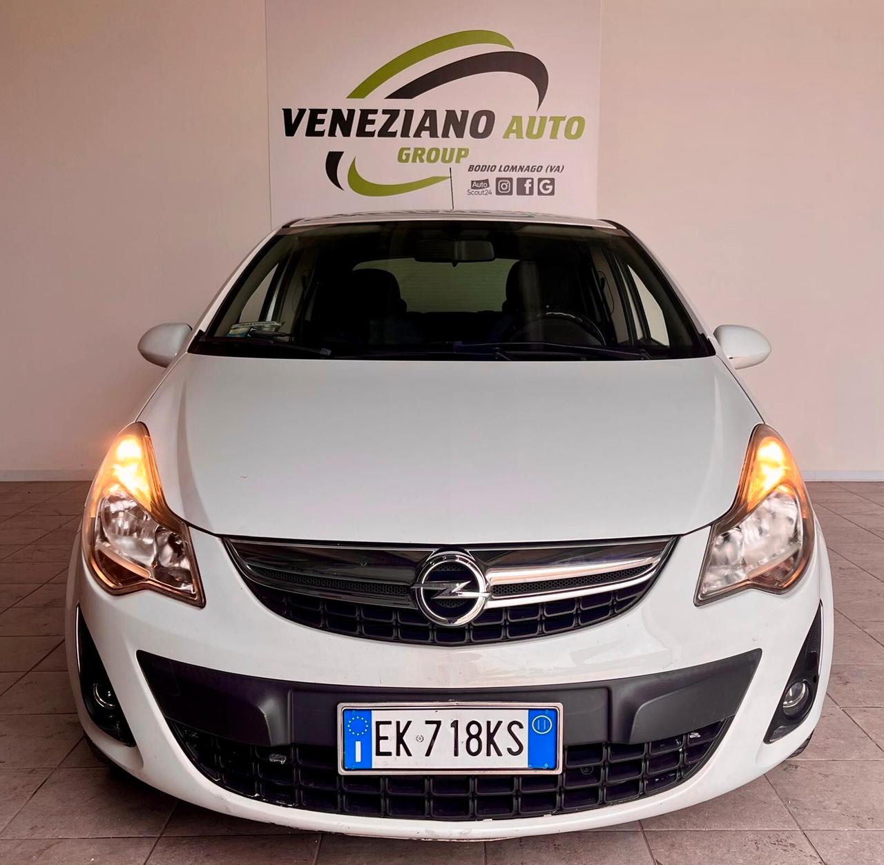 Opel Corsa 1.2 5 porte Club