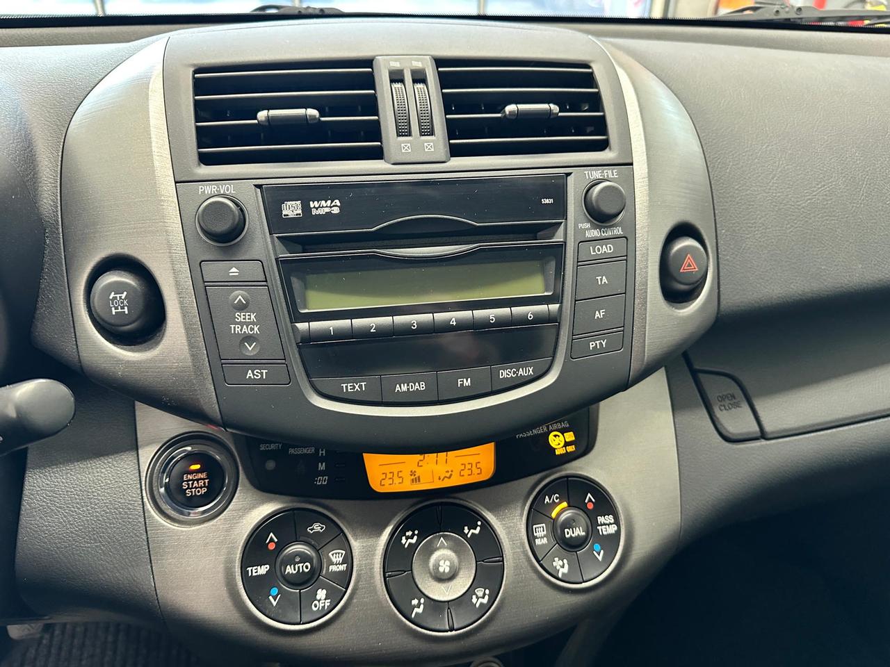 Toyota RAV4 2.2 d-cat Luxury 177cv my09