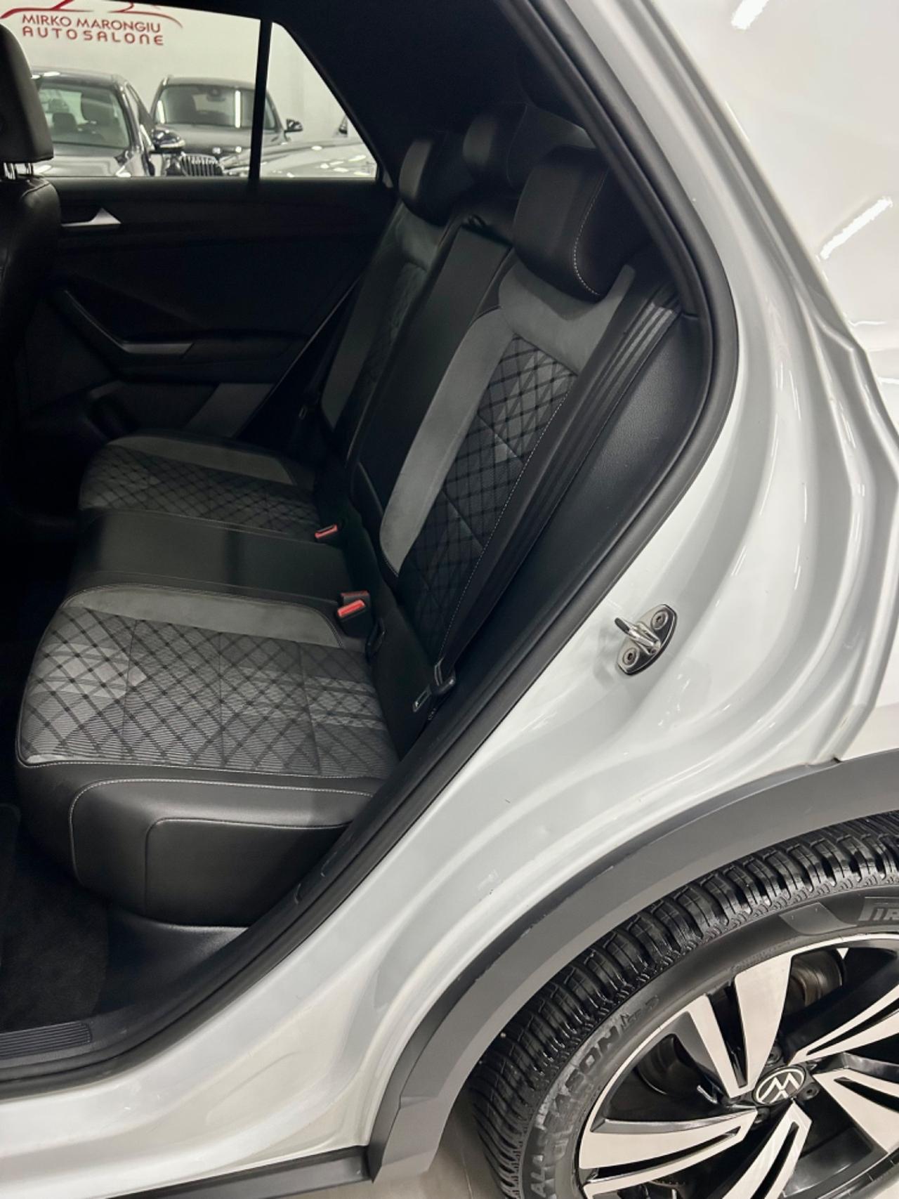 Vw T-Roc 2.0 TDI 150 CV DSG R-Line FINANZIABILE