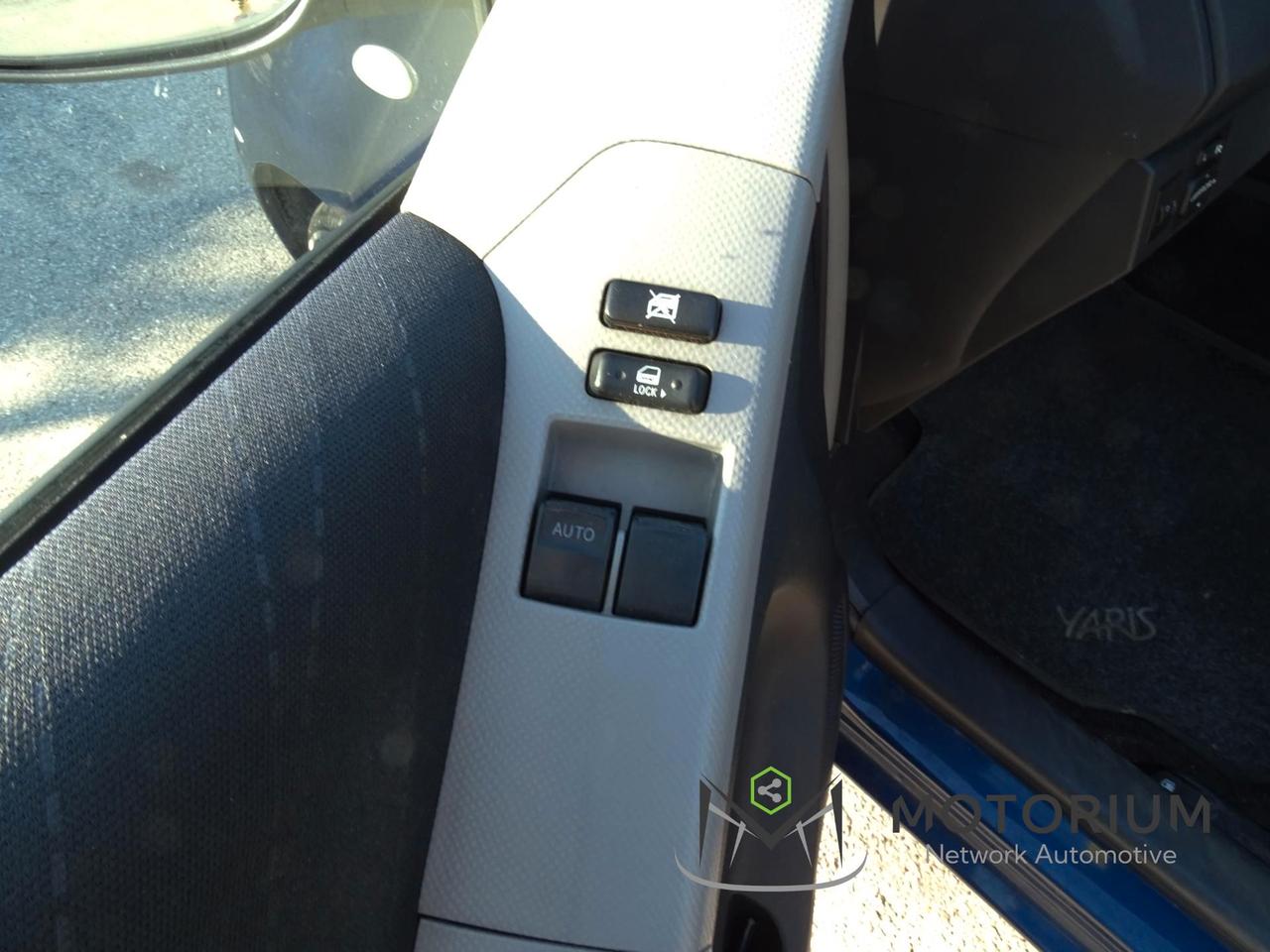 Toyota Yaris 5 Porte Yaris 5p 1.0 Sol