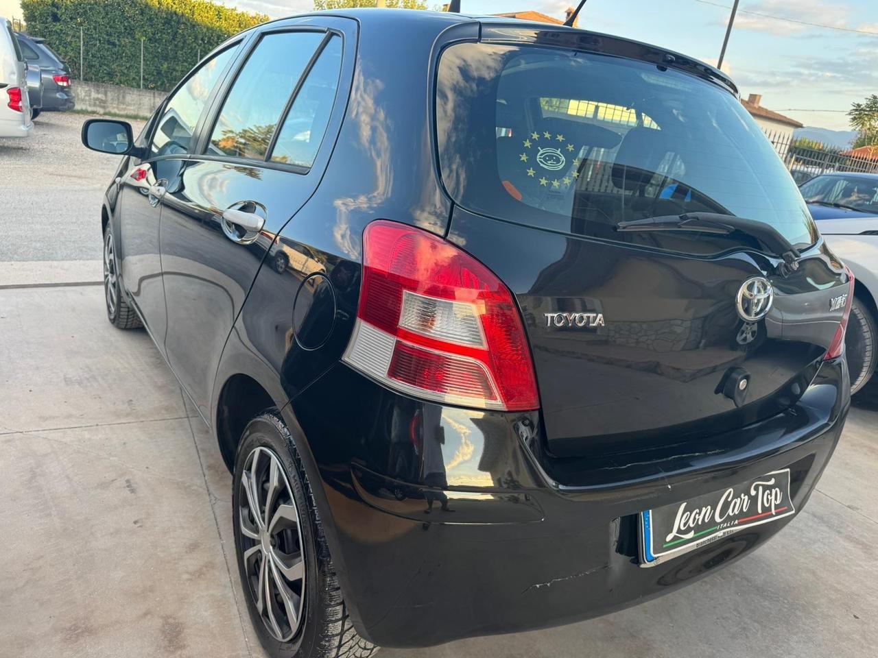 Toyota Yaris 1.3 benzina km 80 mila certificati