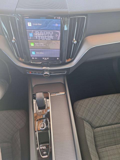 Volvo XC60 XC60 II 2022 2.0D b4 197cv Core Automatica - IVA deducibile