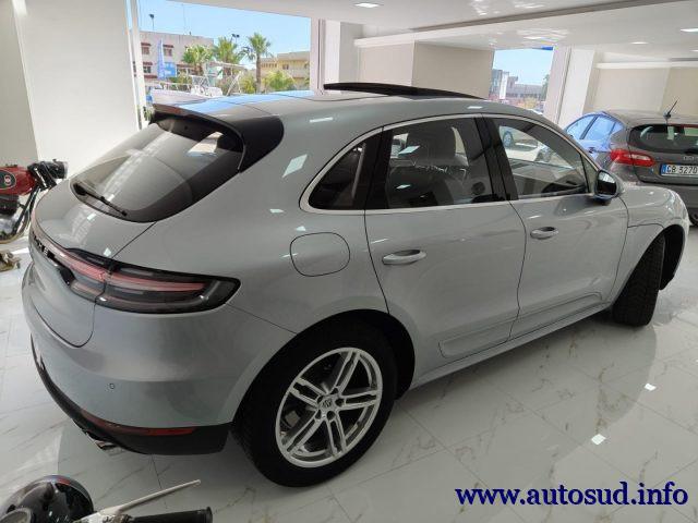 PORSCHE Macan 2.0