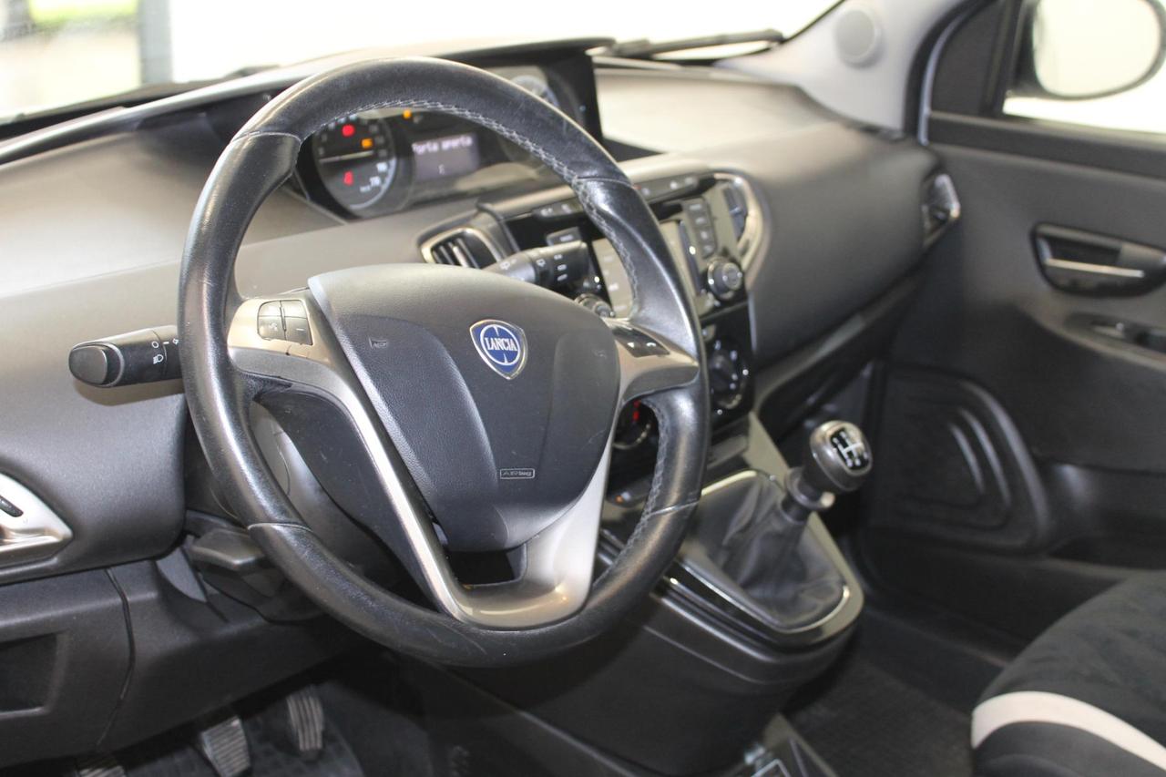 Lancia Ypsilon 1.2 Silver 70 Cv. Ecochic GPL