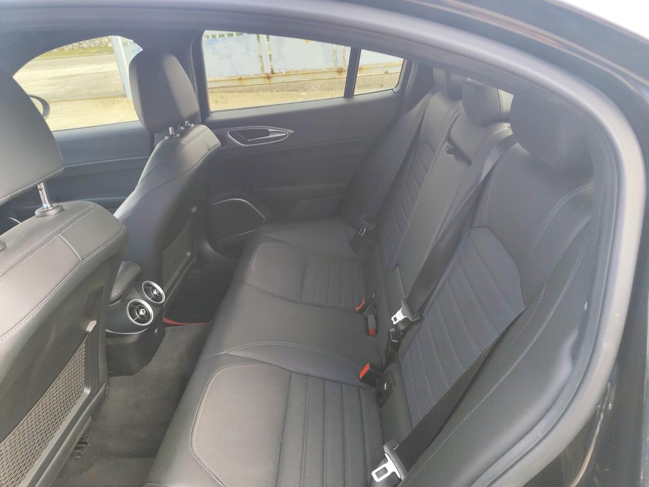 Alfa Romeo Giulia 2.2 Turbodiesel 190 CV AT8 Sprint