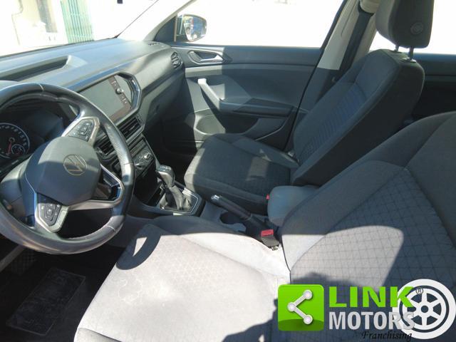 VOLKSWAGEN T-Cross style