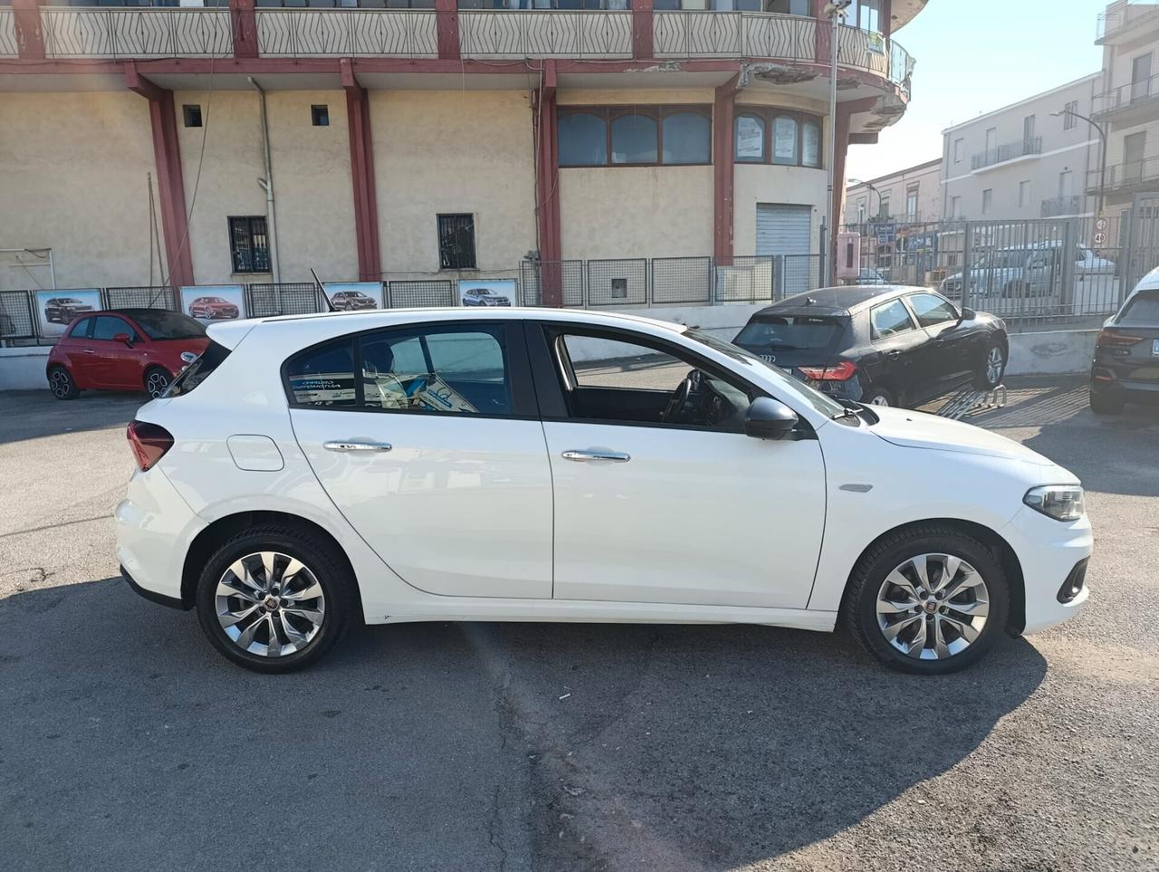 Fiat Tipo 1.6 Mjt S&S 5 porte Lounge