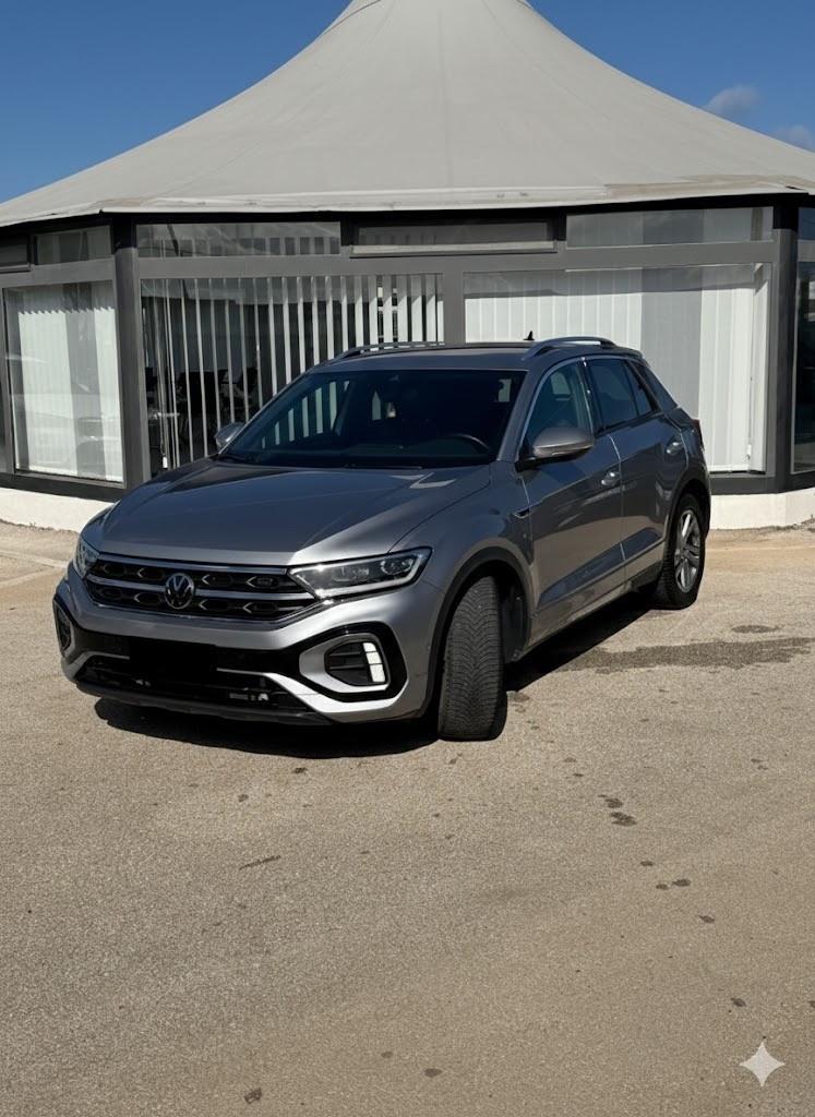 VOLKSWAGEN T-ROC 1.5 TSI ACT DSG R-LINE