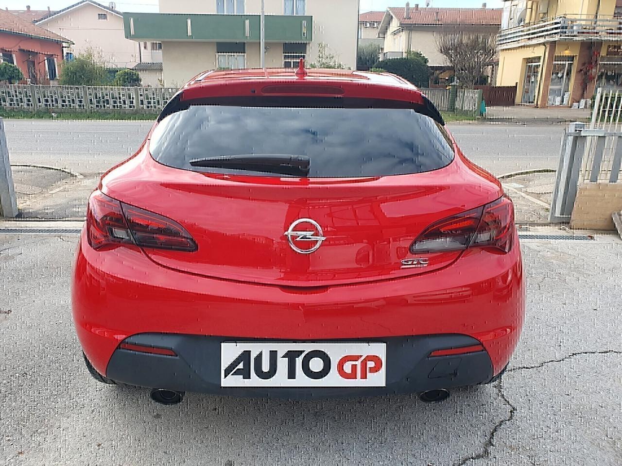 Opel Astra GTC 2.0 CDTI 165CV manuale 2012