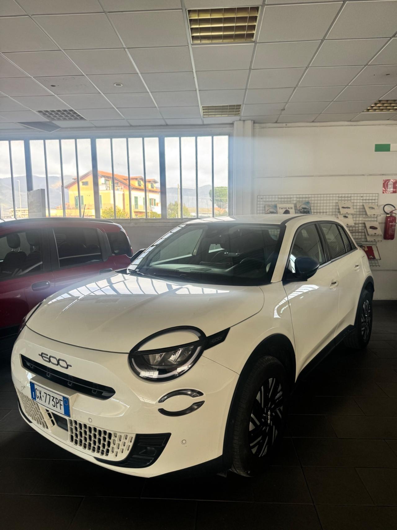 Fiat 600 Hybrid 100 CV DCT MHEV