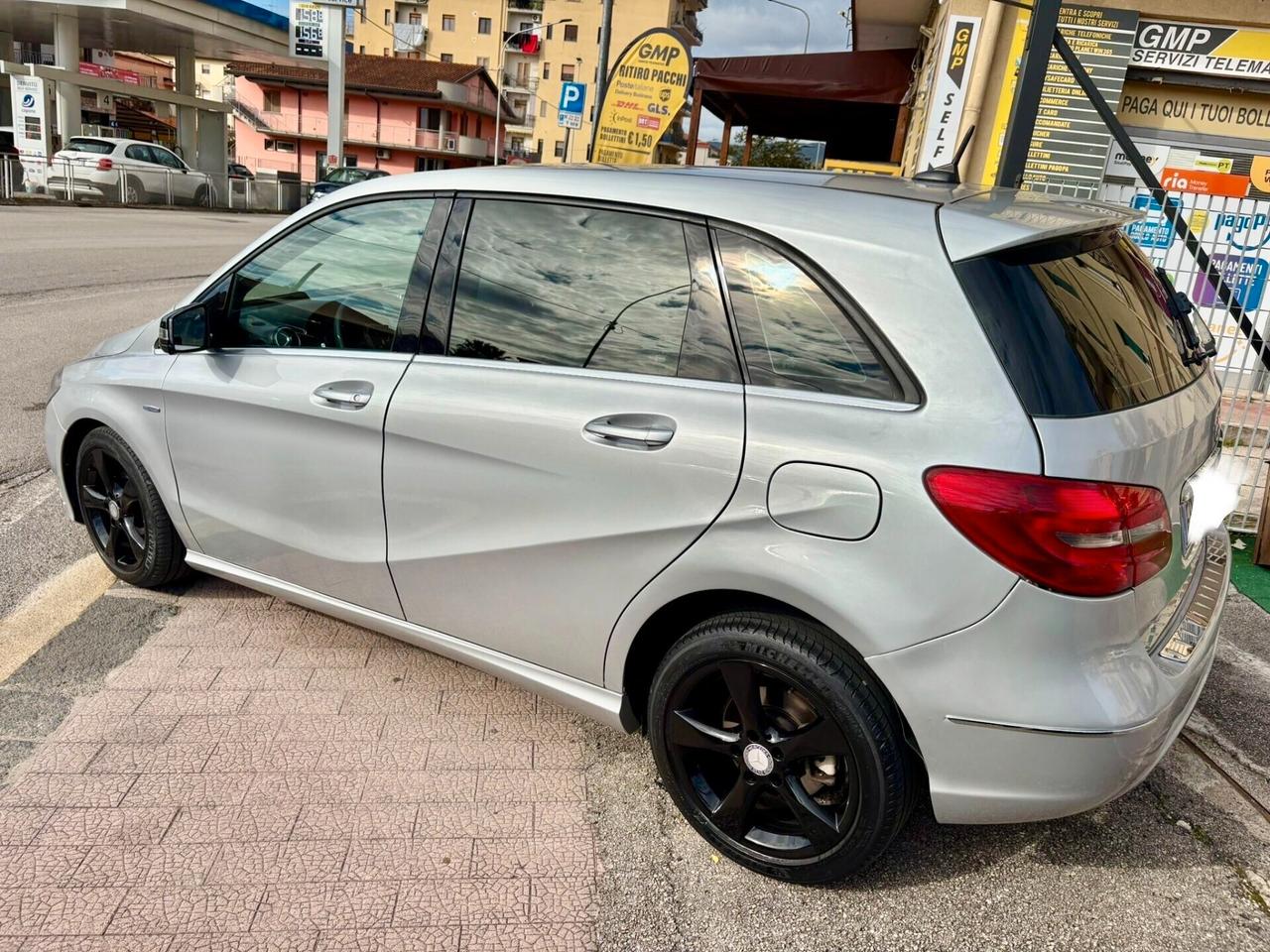 MERCEDES B 180 AUTOMATICA