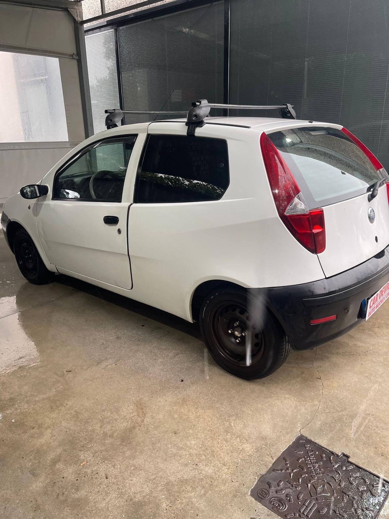 Fiat Punto 1.3 JTD - AUTOCARRO VAN