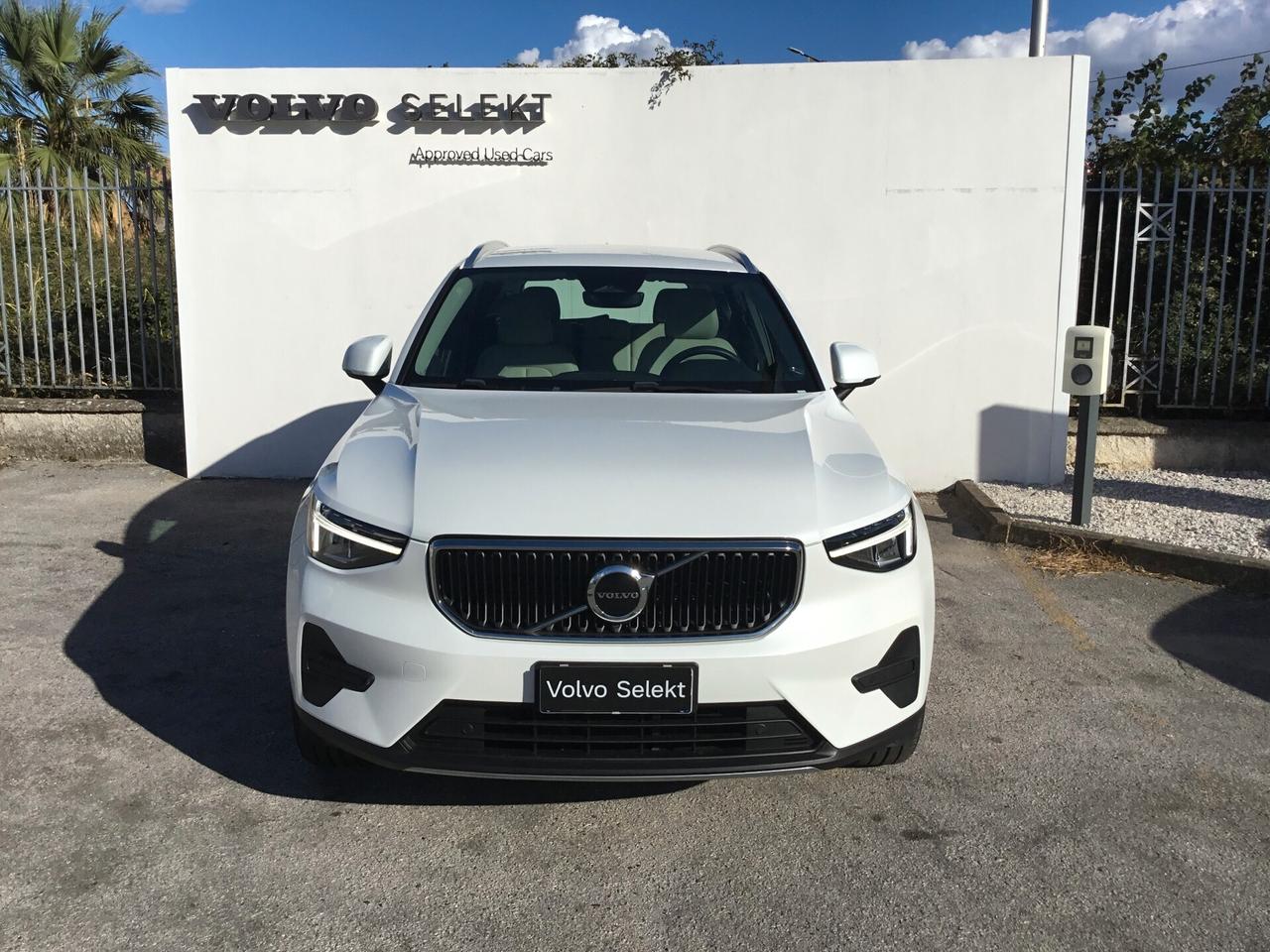 Volvo XC40 B3 automatico Core