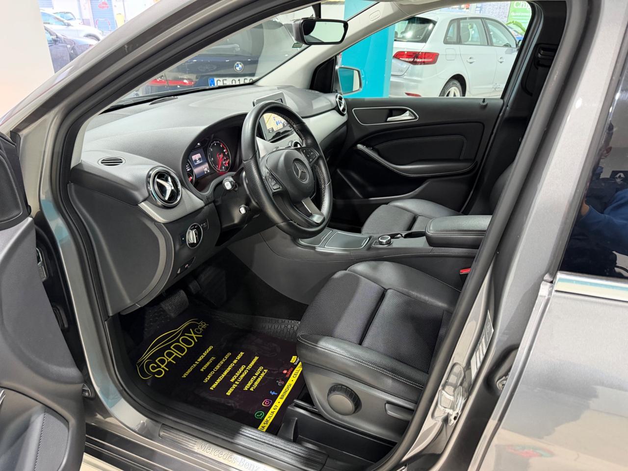 MERCEDES CLASSE B 2015 SPORT *AUTOMATICO