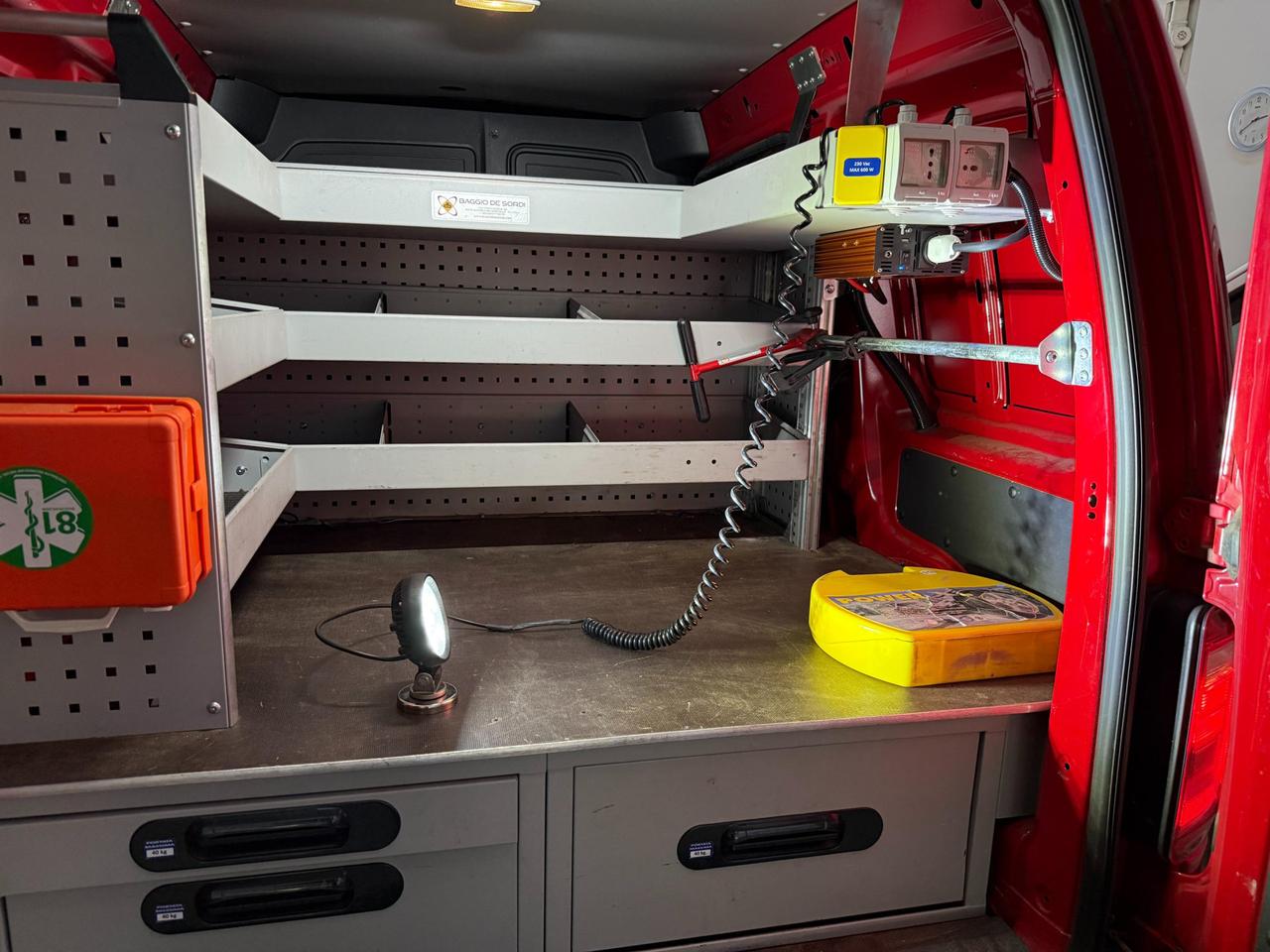 VOLKSWAGEN Caddy 4 MOTION 2.0 tdi 110cv 4motion