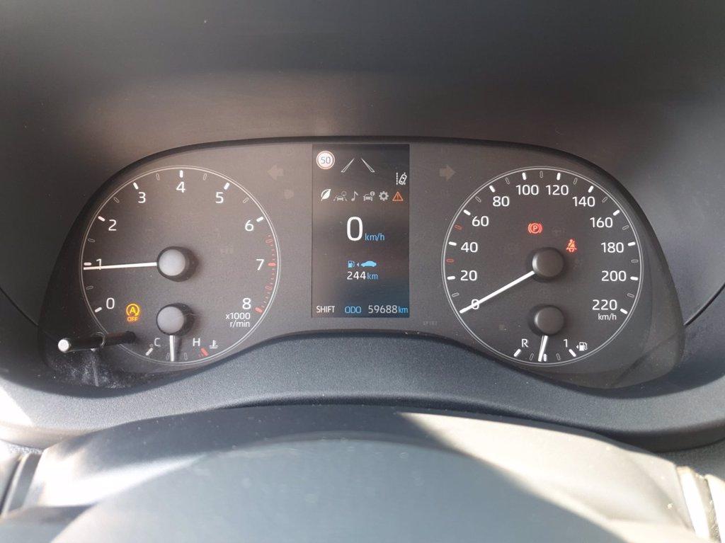 TOYOTA Yaris 1.0 active del 2022