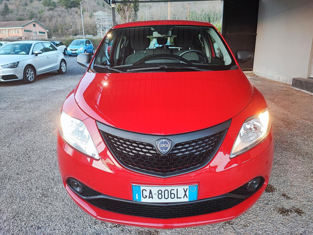Lancia Ypsilon 1.2 5 porte S&S Platinum