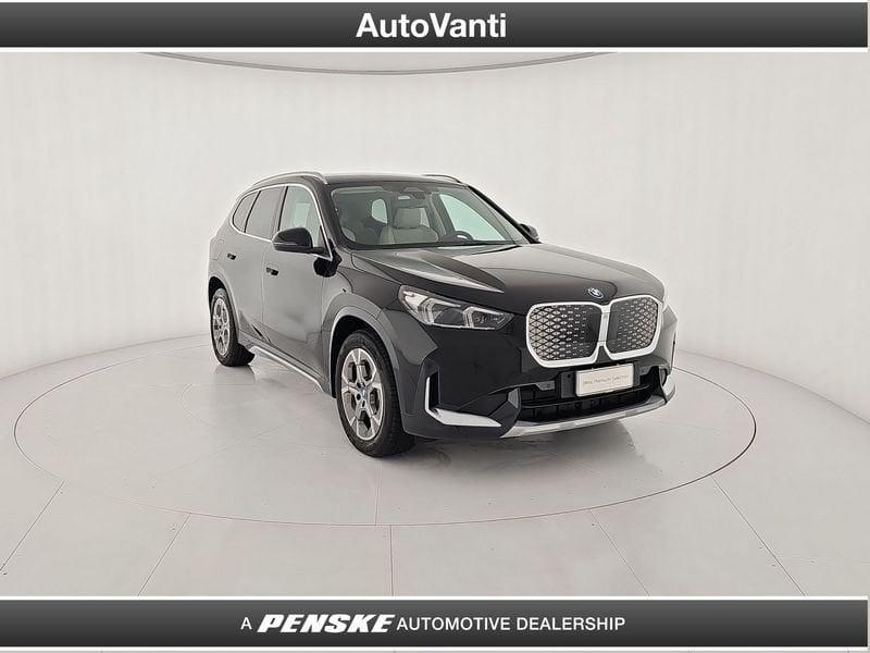 BMW iX1 eDrive 20 Special Edition