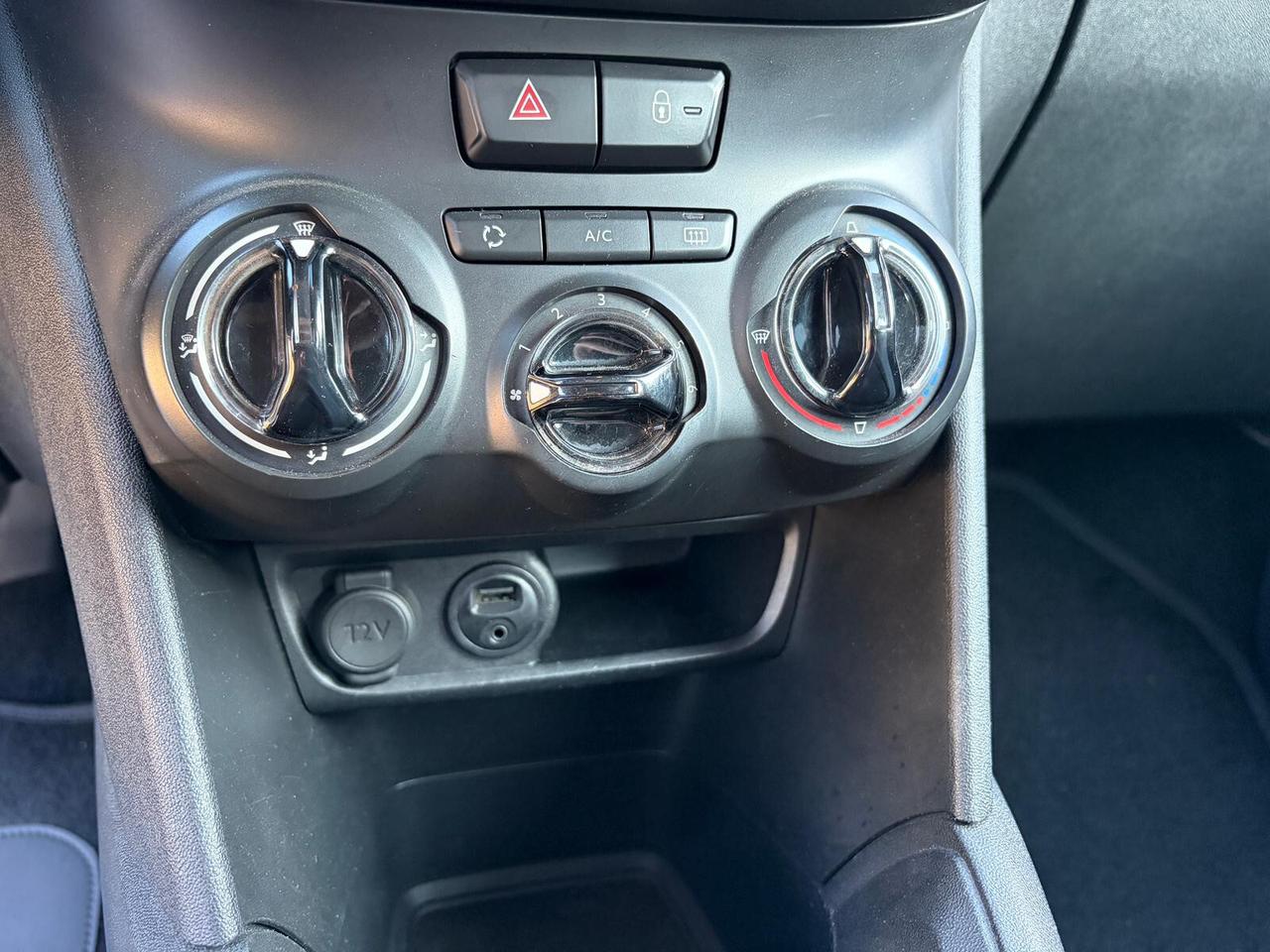 Peugeot 208 1.4 HDi 68CV 5 porte Allure