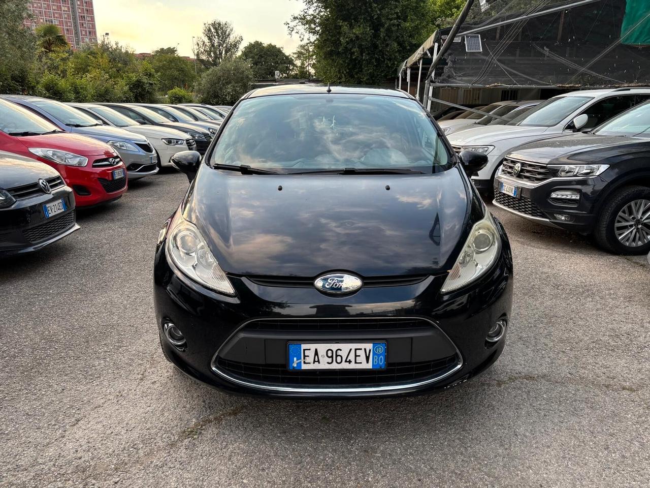 Ford Fiesta 1.4 5 porte GPL Titanium OK Neopatentati