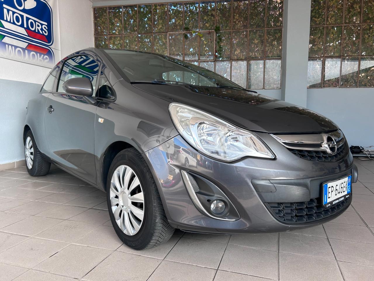 Opel Corsa 1.2 3 porte Edition