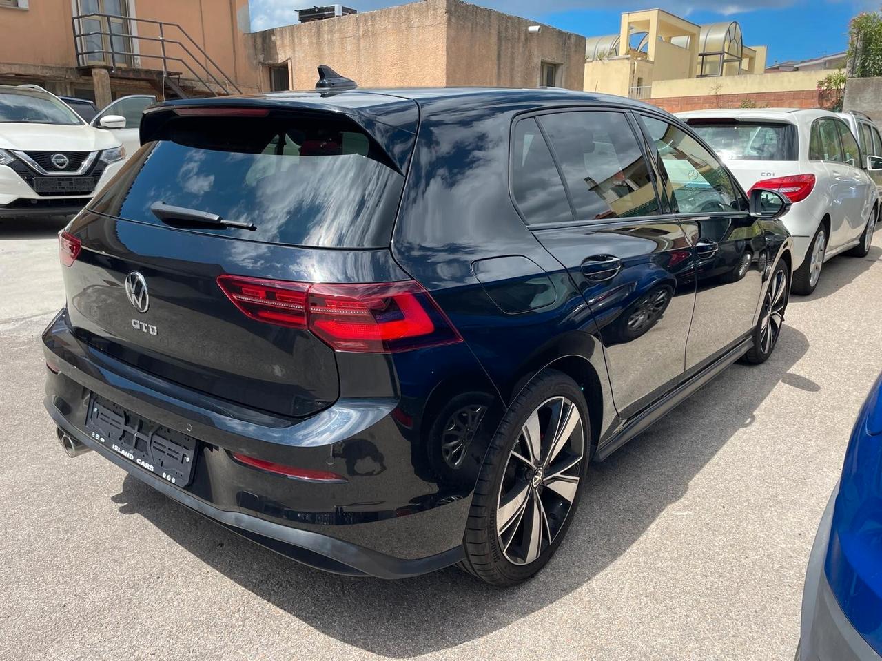 Volkswagen Golf 8 GTD 2.0 200cv DSG