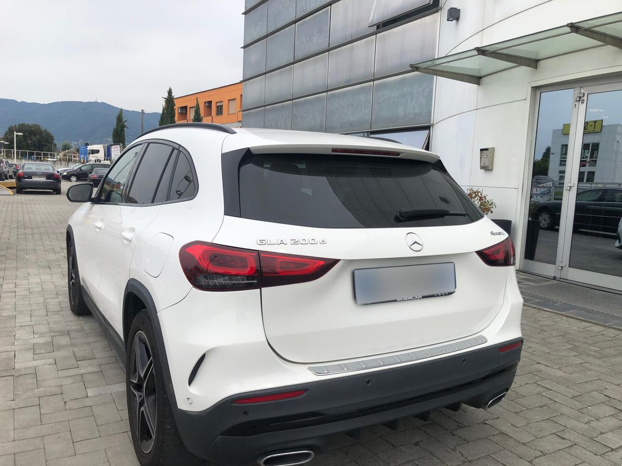 Mercedes-benz GLA 200 Automatic 4Matic Premium