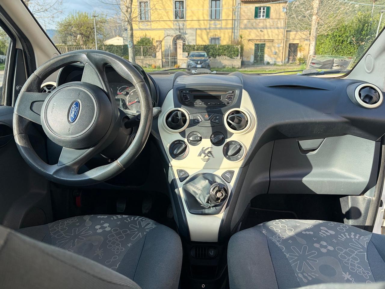 FORD KA 1.2 benz