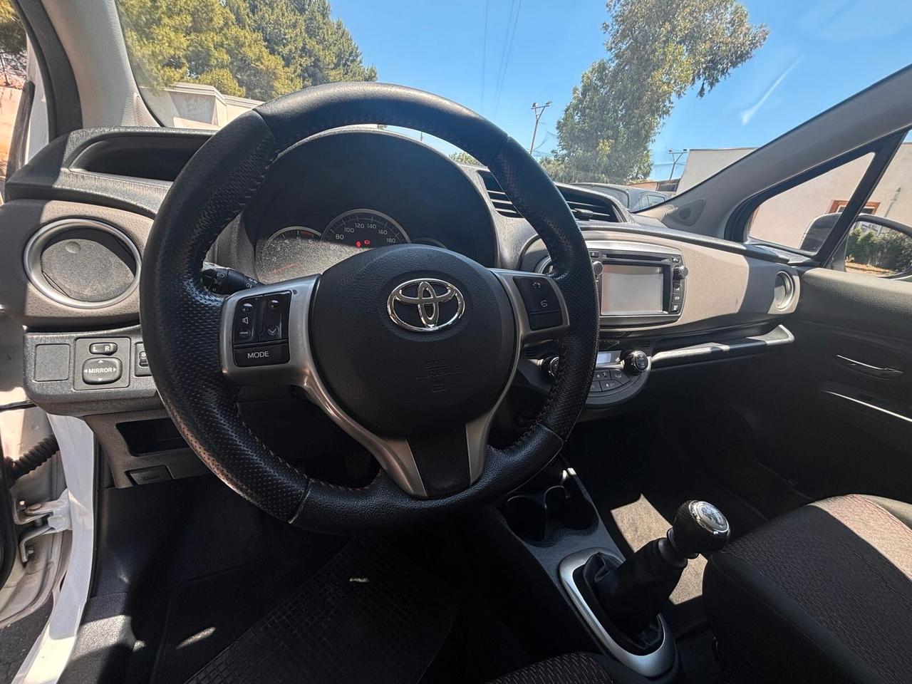 Toyota Yaris 1.4 D-4D 5 porte Lounge