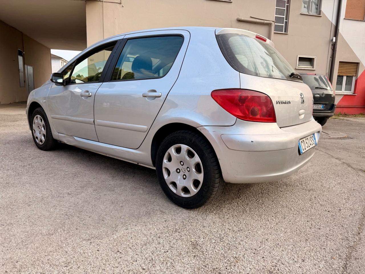 Peugeot 307 1.4 HDi 5p. XT