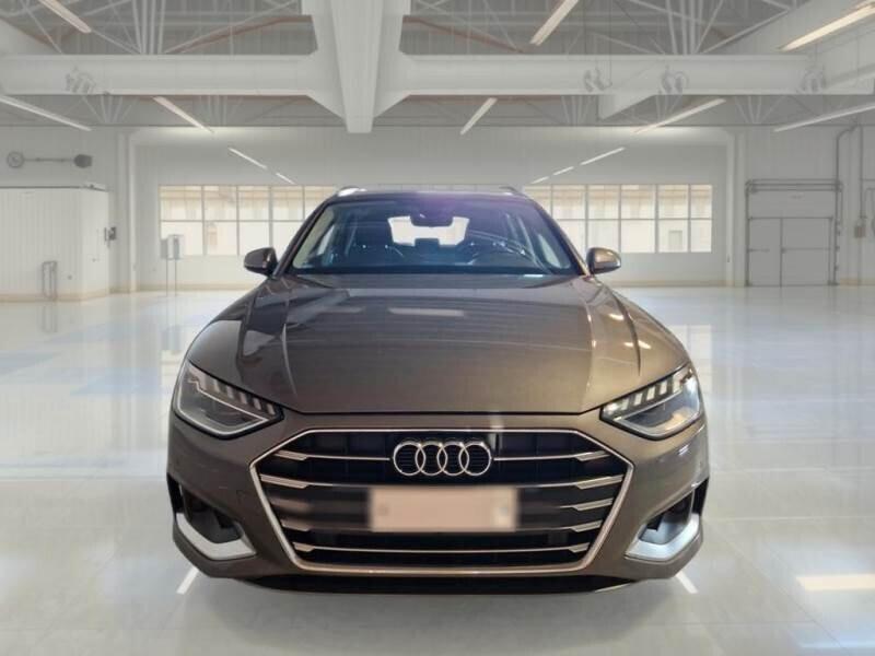 Audi A4 Avant TDI S tronic Business Advanced