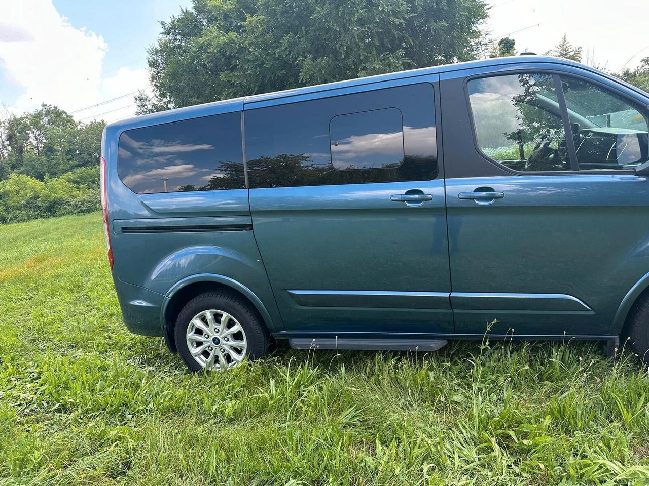 Ford Tourneo Custom Tourneo Custom 320 2.0 EcoBlue 185CV aut. PC Titanium