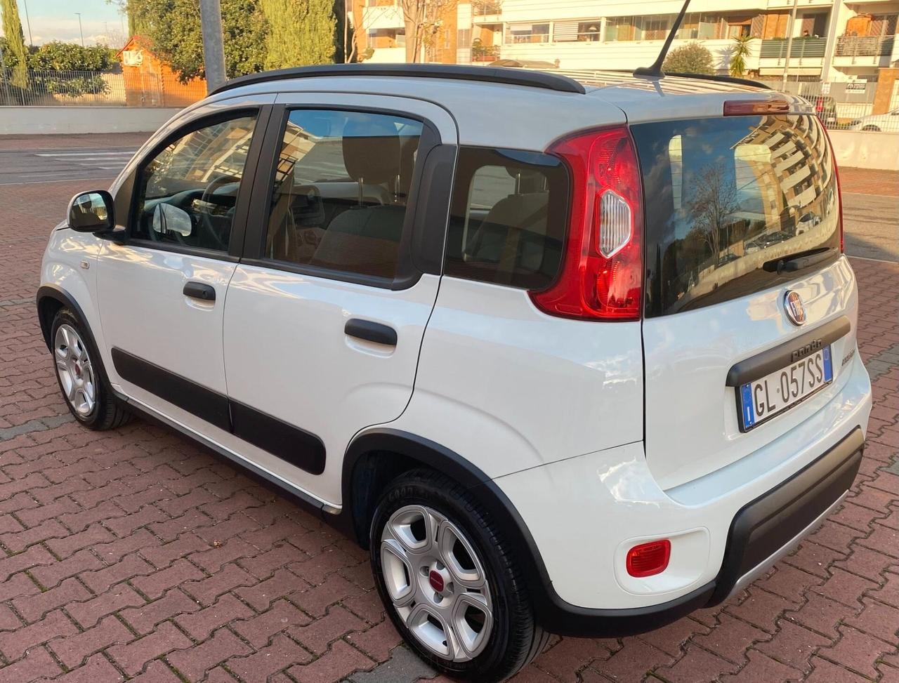 FIAT PANDA HYBRID CITY LIFE NEOPATENTATI