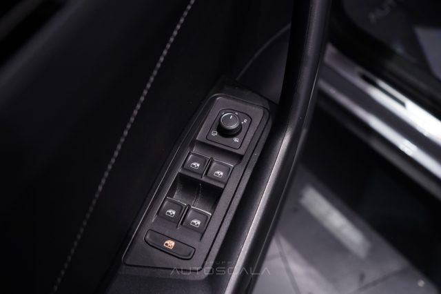 VOLKSWAGEN T-Roc 2.0 TDI SCR 150cv DSG R-Line